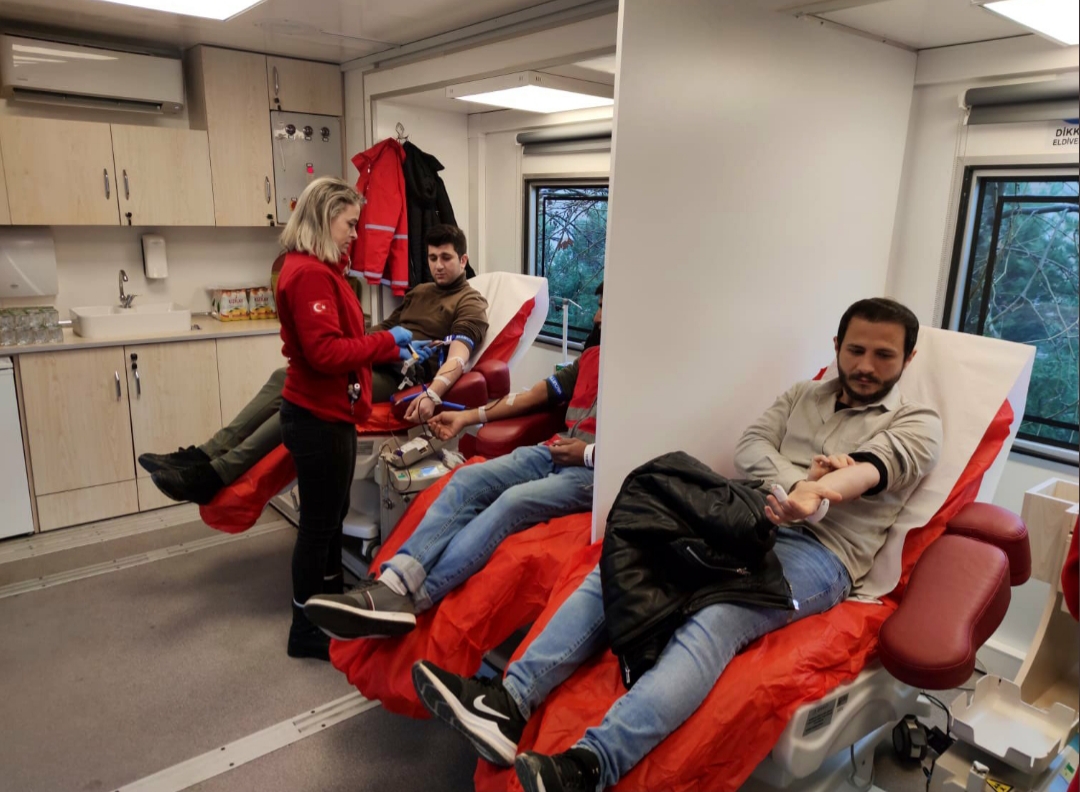 Kurumumuz Personelleri Kan Bağışında Bulundu